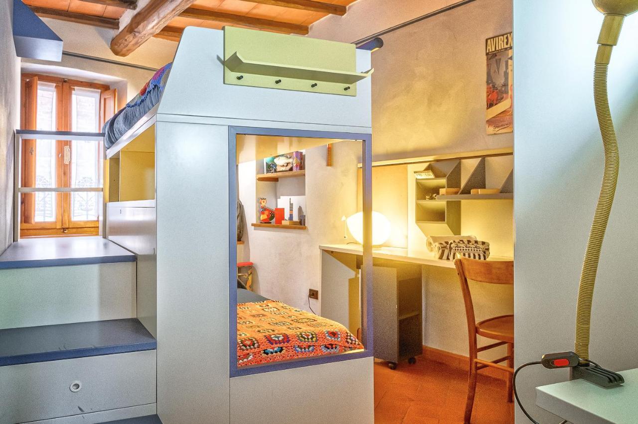 Renaissance Apartment ปีเอนซา ภายนอก รูปภาพ