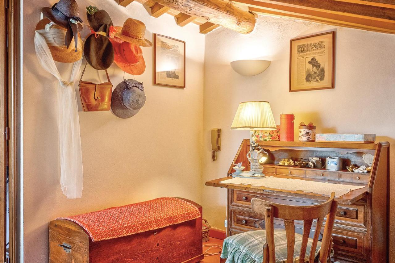 Renaissance Apartment ปีเอนซา ภายนอก รูปภาพ